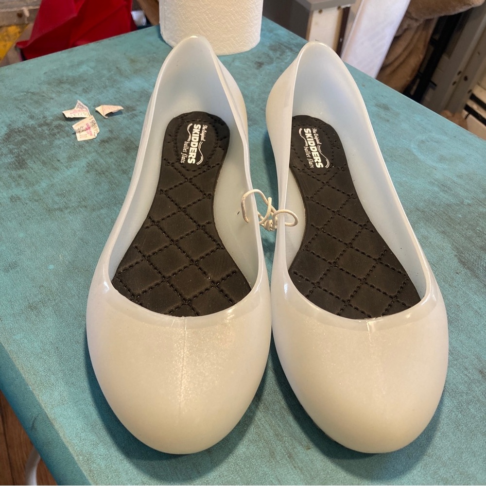 Skidders Size 10 White